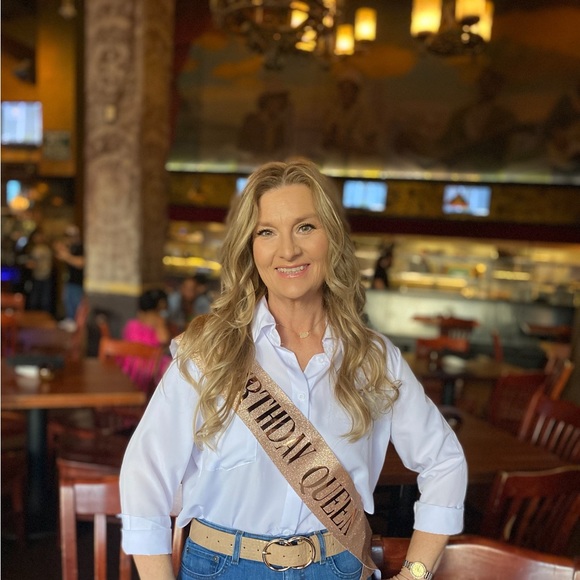 Meet your Posher, Stacy - Picture 1 of 1